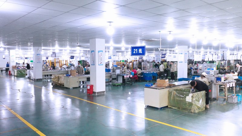 嵌线车间
